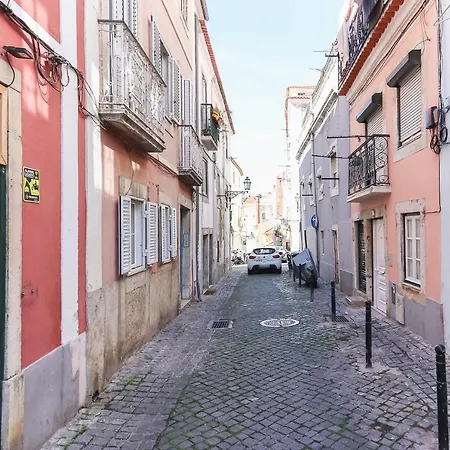 Parlamient River View By Homing דירה