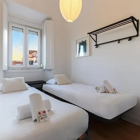 Parlamient River View By Homing Apartamento *