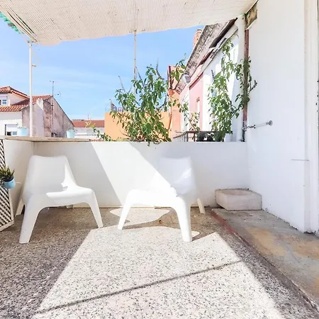 Parlamient River View By Homing Apartamento